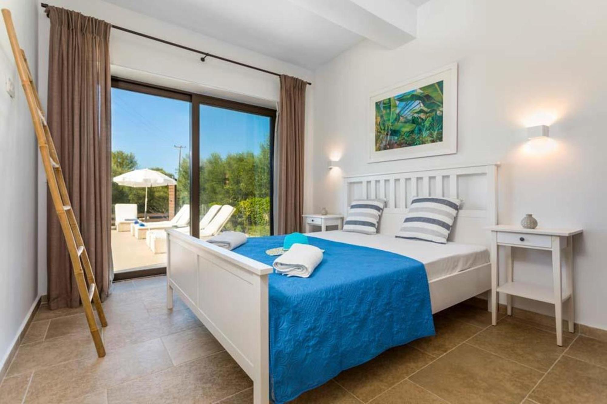 Astarte Villas - Petra Elia Private Villa With Pool Plános Екстериор снимка